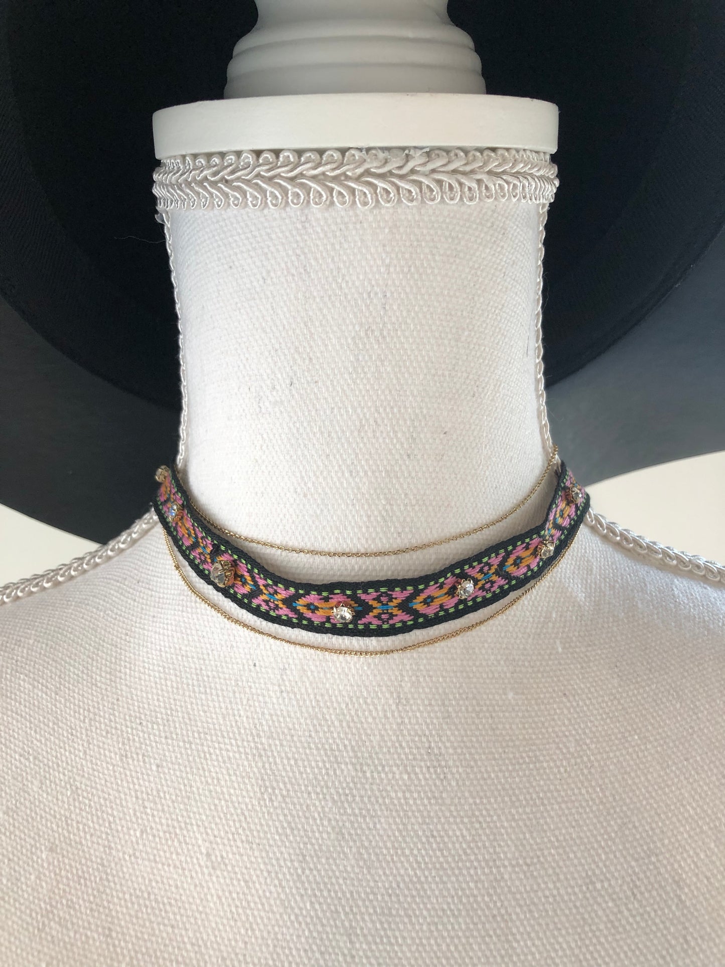 Embroidered Choker & Gold Chains Necklace