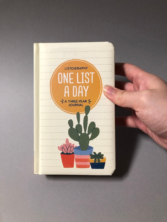 Listography: One List a Day (A Three-Year Journal)
