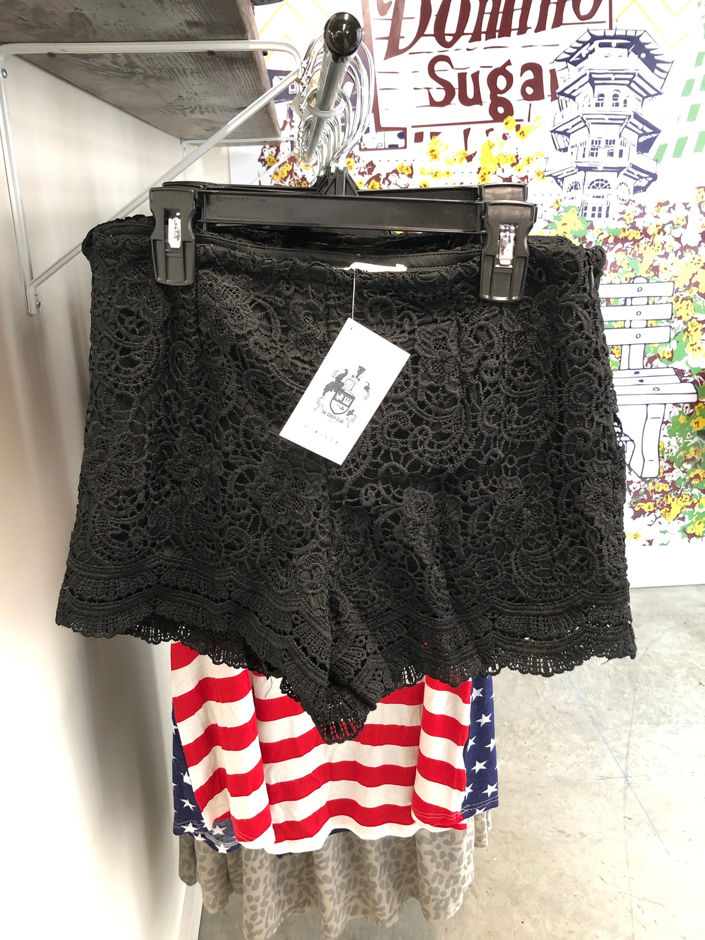 Senorita Shorts in Black